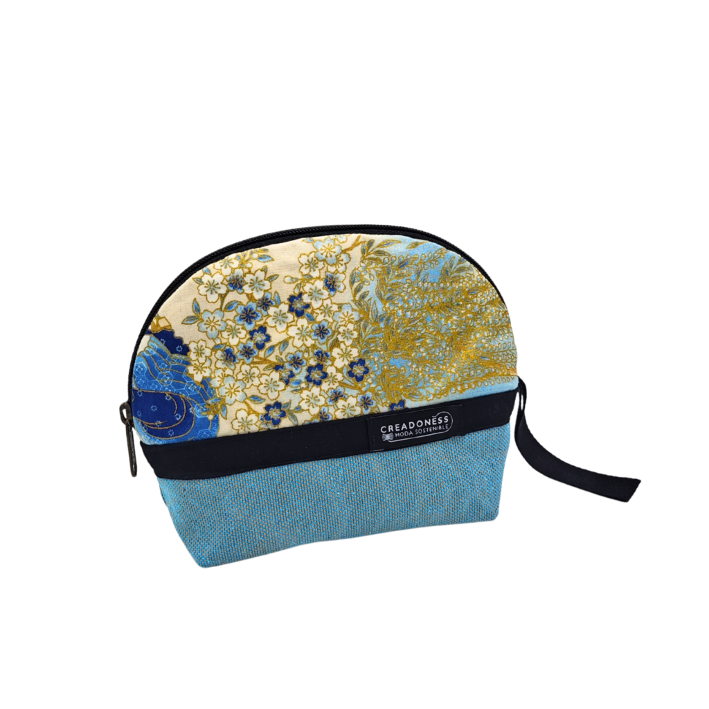 Necesser Petit Tsubaki Gure Blau 1 Necesser Petit Tsubaki Gure Blau